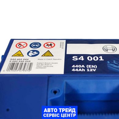 Автомобільний акумулятор 12V [Euro] BOSCH (S40 010) 44Ah 440A R+